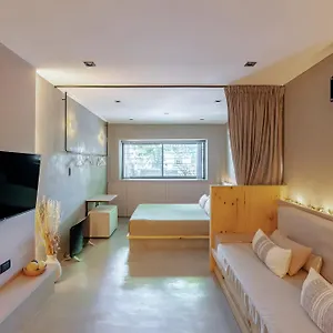 https://copal-suite-aristides-avenue.hotelsmendoza.com