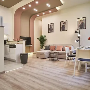 Apartment F4 Design Apartment- Hungary